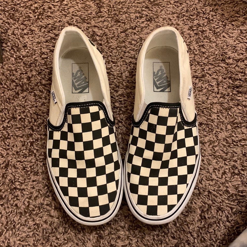 VANS slip ons ✨